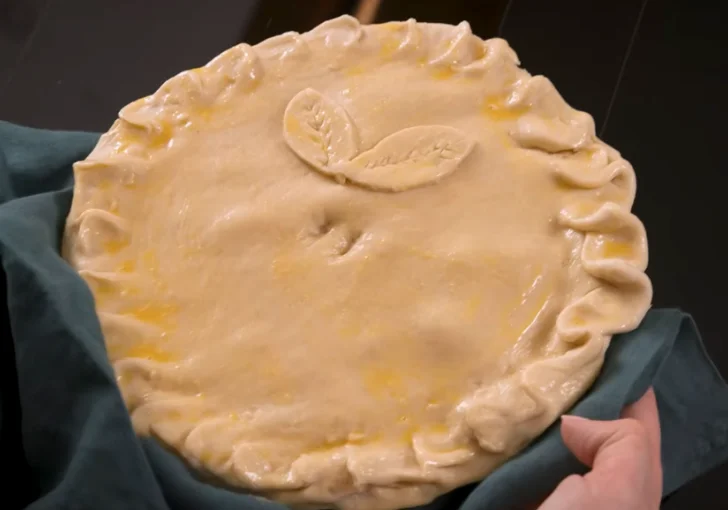 Step 08 – Add the Pastry Lid